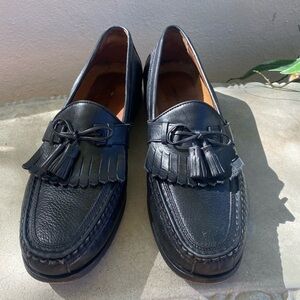 JOHNSTON MURPHY BLACK Aragon II Kiltie Tassel Pebbled Leather Loafers 12N